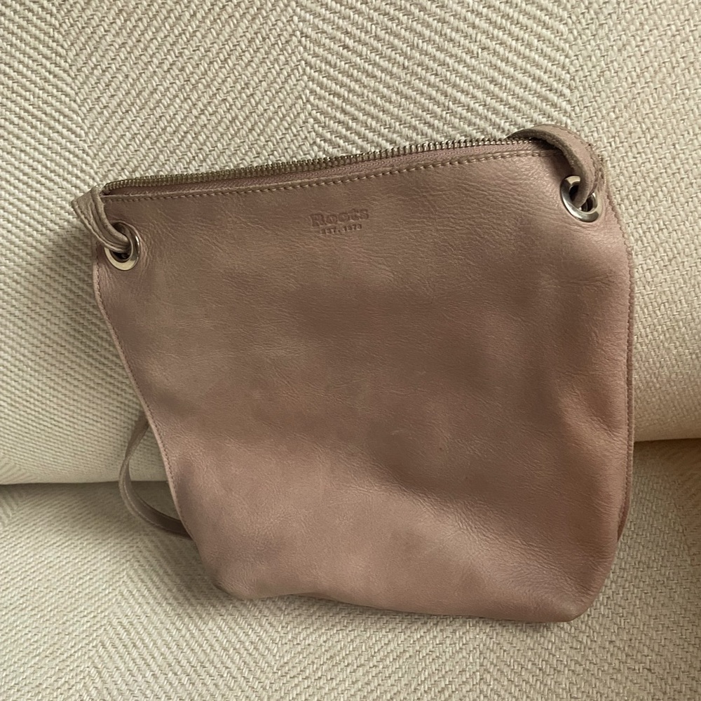Roots leather bag
